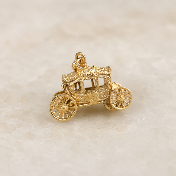 Intricate 9ct Yellow Gold Carriage Pendant Charm