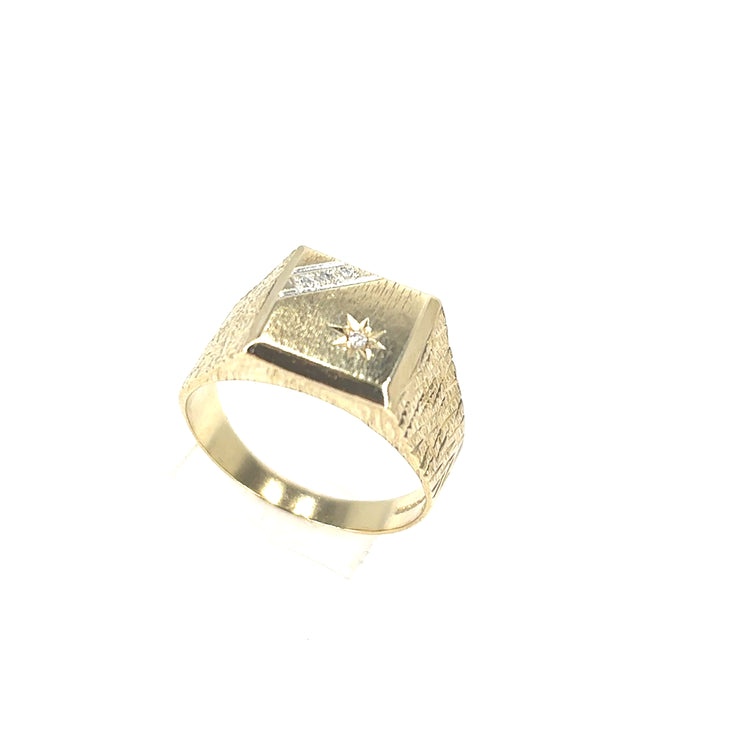 Men’s 9ct Yellow Gold Diamond Signet Ring - 6.1g
