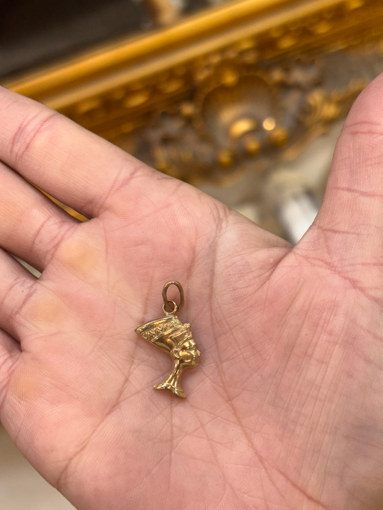 Women’s 9ct Yellow Gold Nefertiti Pendant -1.7g