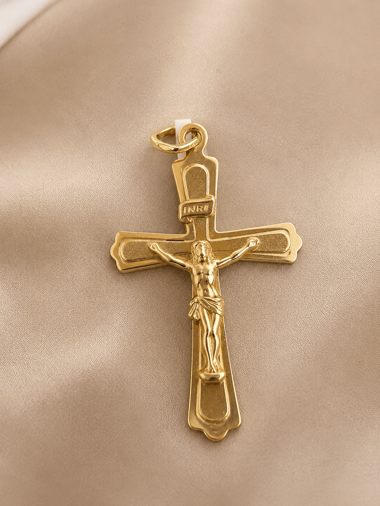 9ct Yellow Gold Crucifix Pendant - Hyman’s Jewellers