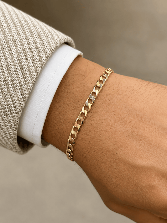 9ct Yellow Gold Curb Chain Bracelet with Lobster Clasp - Hyman’s Jewellers