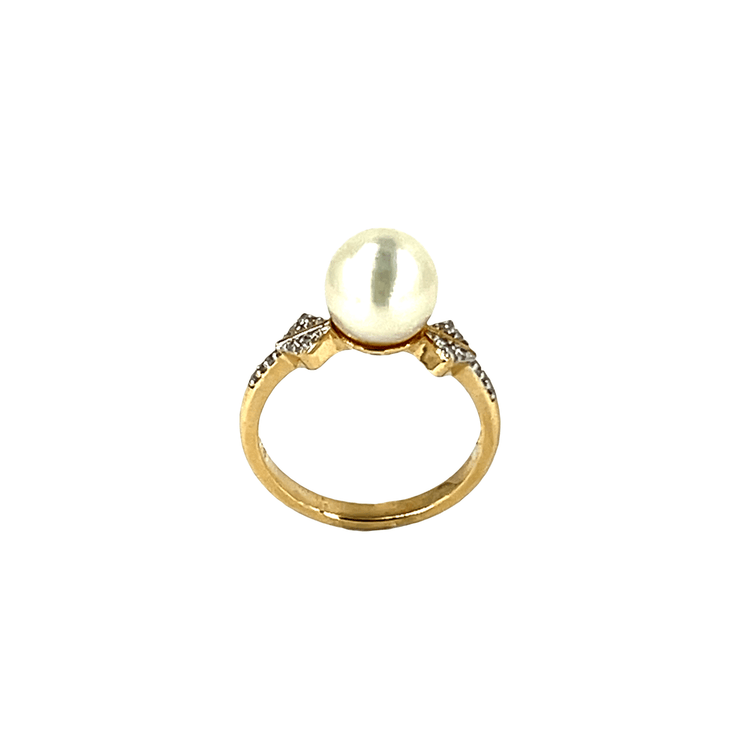 9ct Yellow Gold Pearl Solitaire Ring with Geometric Shoulders 3.6g - Hyman’s Jewellers
