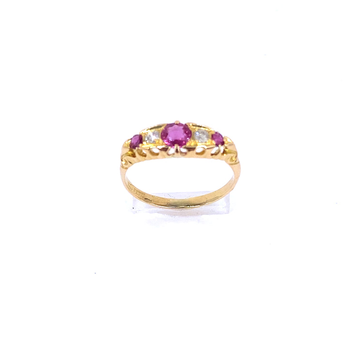 Women’s 18ct Yellow Gold Antique Ruby Diamond Ring - 0.10ct