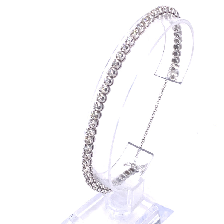 Women’s 18ct White Gold Diamond Tennis Bracelet - 14.8g 2.5ct - Hyman’s Jewellers