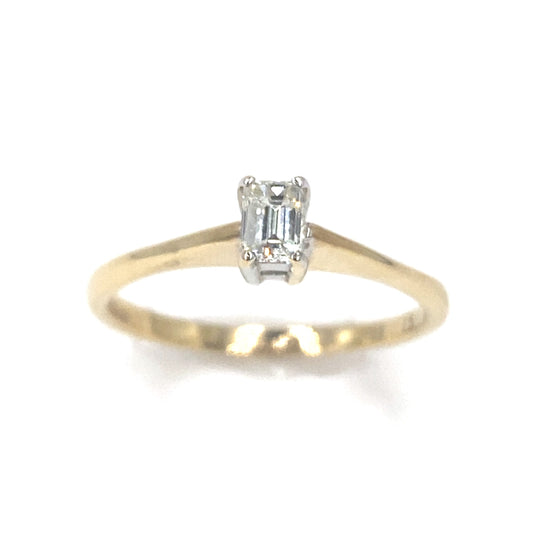 Women’s 18ct Yellow Gold Emerald Cut Diamond Ring - 0.25ct - Hyman’s Jewellers