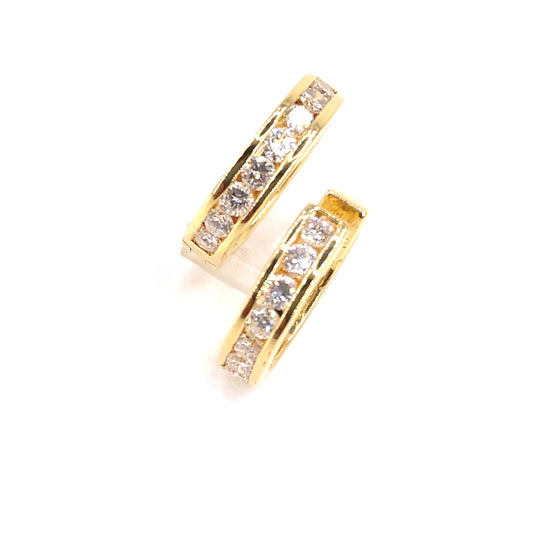 Women’s 18ct Yellow Gold Natural Diamond Cuff Earrings - 2.80cts - Hyman’s Jewellers