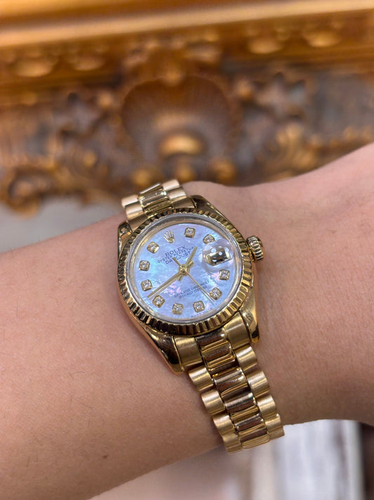 Women’s 18ct Yellow Gold Rolex Datejust Diamond Watch with Mother Of Pearl Dial Diamond Dot - 26mm - Hyman’s Jewellers