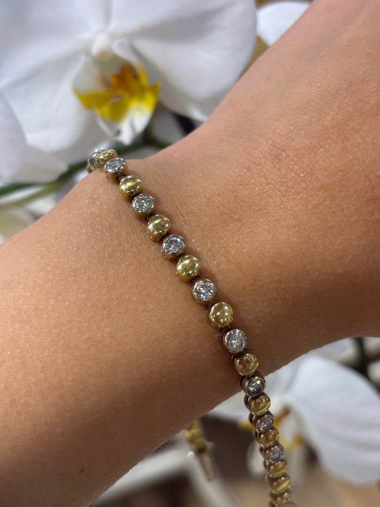 Women’s 18ct yellow Gold Tennis Bracelet - 3.5ct - Hyman’s Jewellers