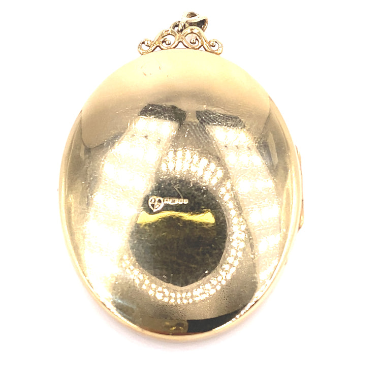 Women’s 9ct Yellow Gold Heavy Engraved Locket - 23g - Hyman’s Jewellers