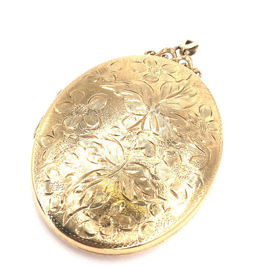 Women’s 9ct Yellow Gold Heavy Engraved Locket - 23g - Hyman’s Jewellers