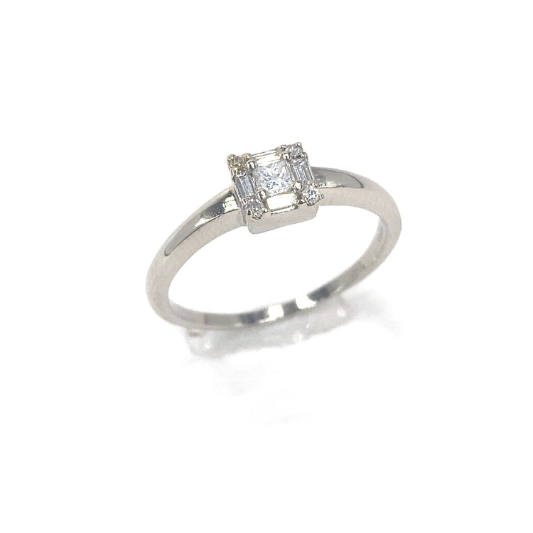 Women’s Platinum Natural Baguette & Brilliant Diamond Ring- 0.35ct