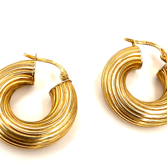 Women’s 9ct Yellow Gold Small Chunky Hollow Hoops -3.4g