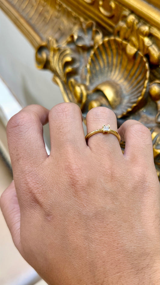 18CT Yellow Gold Diamond Solitaire Ring - Hyman’s Jewellers
