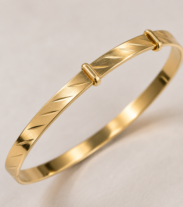 Engraved 9ct Yellow Gold Expanding baby Bangle