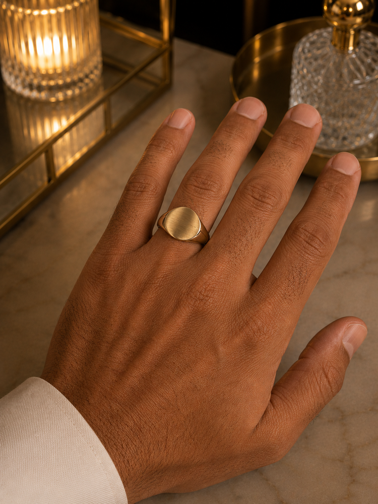 9ct Classic Oval Yellow Gold Signet Ring