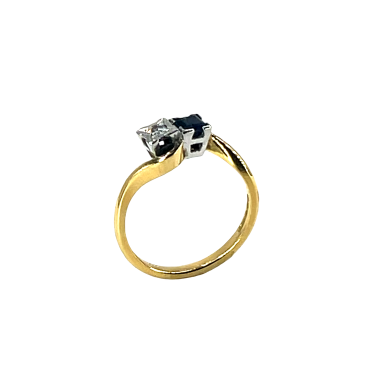 18CT Yellow Gold Bypass Ring with Deep Blue Sapphire 4.1g