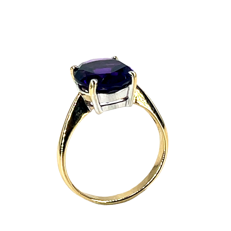 Amethyst Solitaire Ring in 9CT Yellow Gold 3.4g