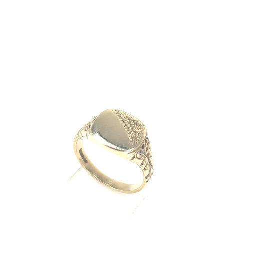 9ct Yellow Gold Signet Ring - 7.3G