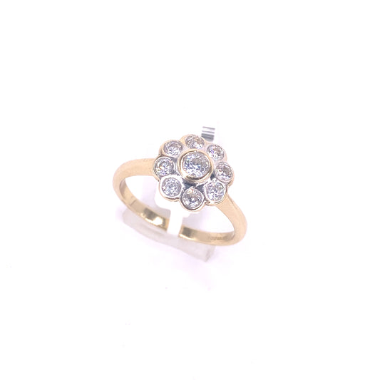 Women’s 9ct Yellow Gold CZ Cluster Ring- 3.3G