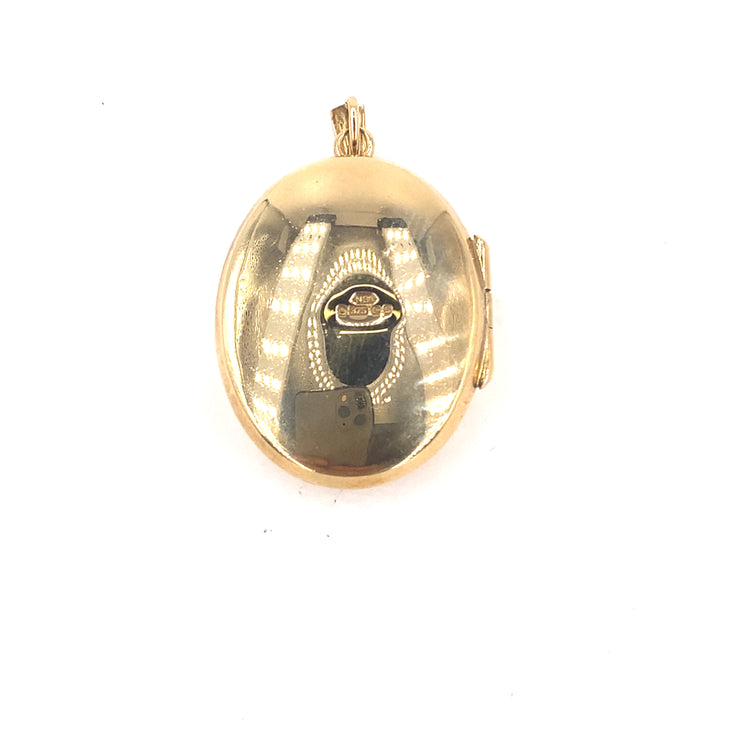 Women’s 9ct Yellow Gold Engraved Locket