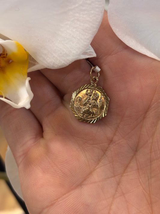 Women’s 9ct Yellow Gold Saint Christopher Octagonal Pendant-2.5g 1.5cm