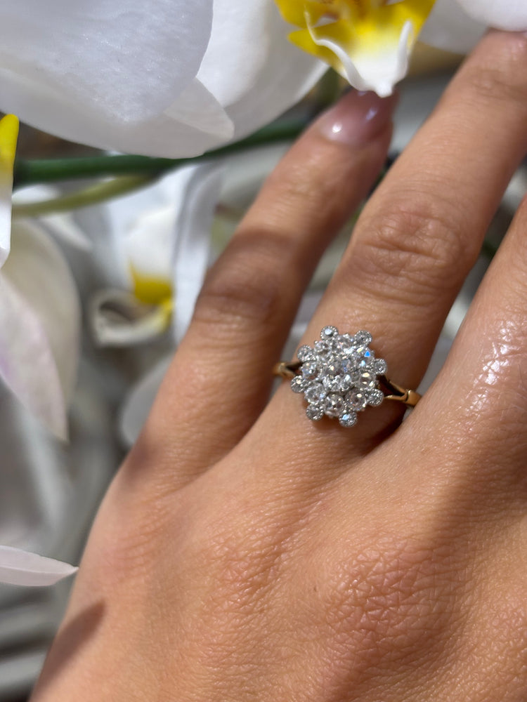 Women’s 18ct Yellow Gold Antique Diamond Cluster Ring - 1.00ct
