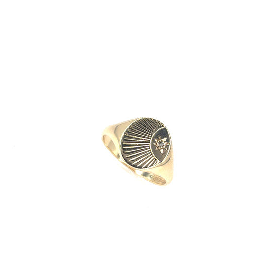 Men’s 9ct Yellow Gold Oval Signet Ring - 7.6g