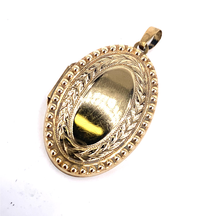 Women’s 9ct Yellow Gold Engraved Locket