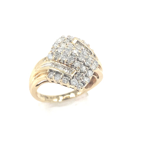 Women’s 9ct Yellow Gold Diamond Twist Cluster Ring-1.00ct