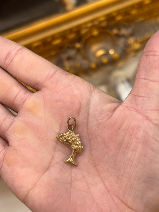 Women’s 9ct Yellow Gold Nefertiti Pendant -1.7g