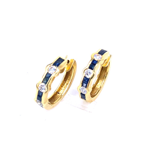 Women’s 18ct Yellow Gold Diamond Sapphire Cuff Earrings - 9.2g