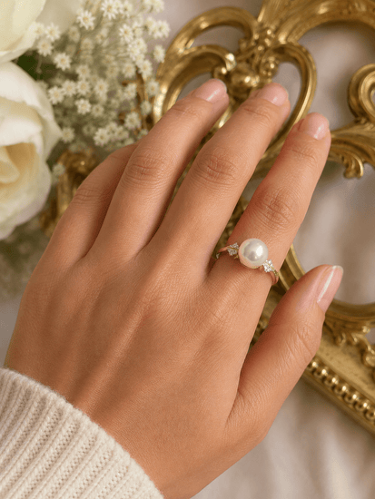 9ct Yellow Gold Pearl Solitaire Ring with Geometric Shoulders 3.6g - Hyman’s Jewellers