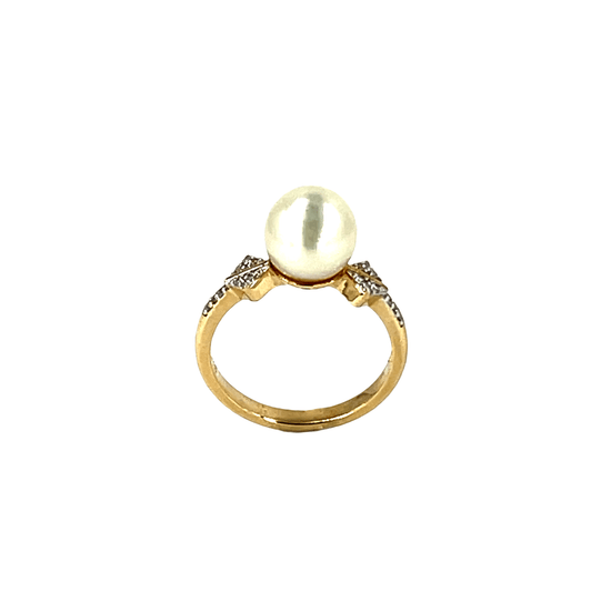 9ct Yellow Gold Pearl Solitaire Ring with Geometric Shoulders 3.6g - Hyman’s Jewellers
