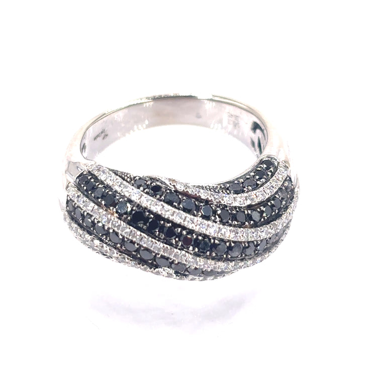 Women’s 18ct White Gold Black White Diamond Set - 6.5cts 28g