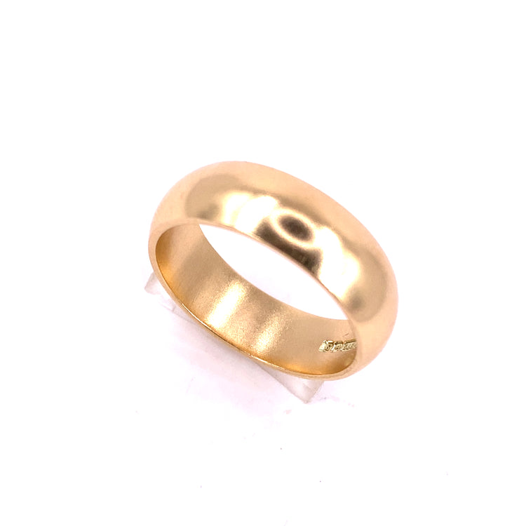 Men’s 9ct Yellow Gold Wedding band - 8.3G Resizable