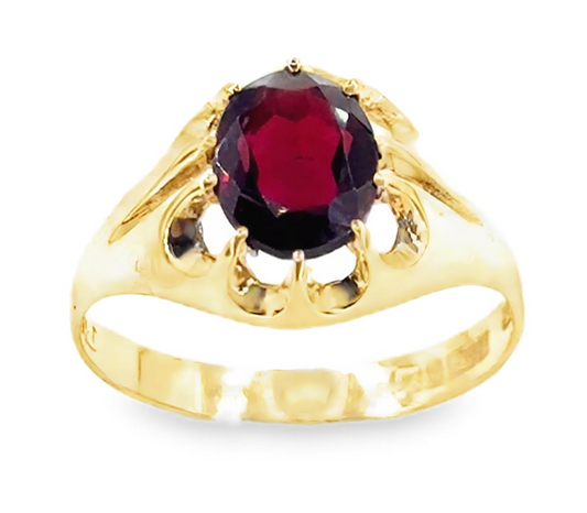 Men’s 9ct Yellow Gold Garnet  Ring - 2.8g