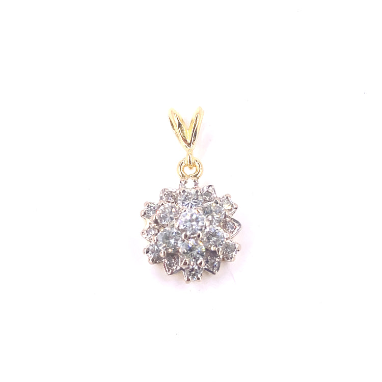 Women’s 18ct Yellow Gold Diamond Star Cluster Pendant - 3.7g 0.70ct