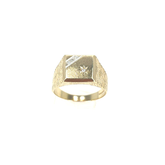 Men’s 9ct Yellow Gold Diamond Signet Ring - 6.1g