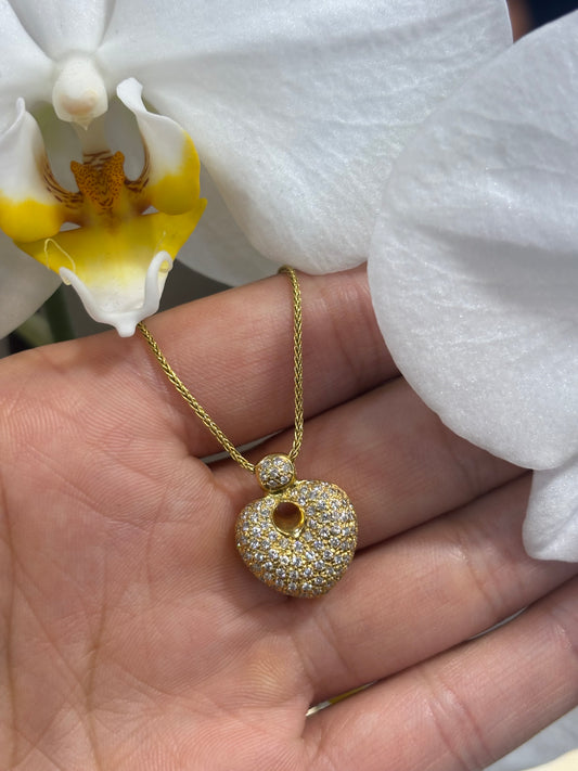 Women’s 18ct Yellow Gold 0.75ct Diamond Encrusted Heart Pendant & Chain - 7g 20”