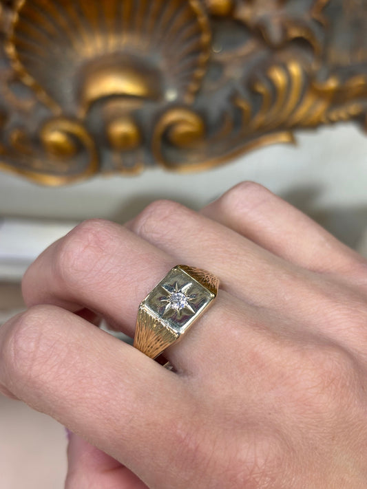 Mens 9ct Yellow Gold Diamond Signet Ring - Hyman’s Jewellers