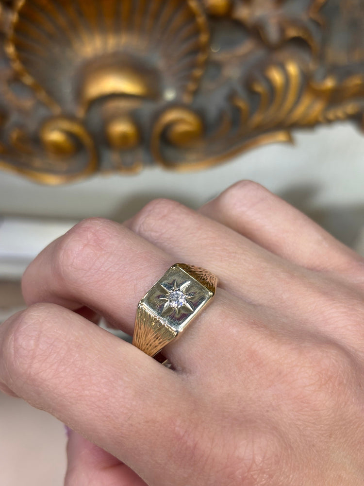 Mens 9ct Yellow Gold Diamond Signet Ring - Hyman’s Jewellers