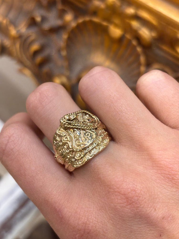 Men’s 9ct Yellow Gold Saddle Ring - 13.9g - Hyman’s Jewellers