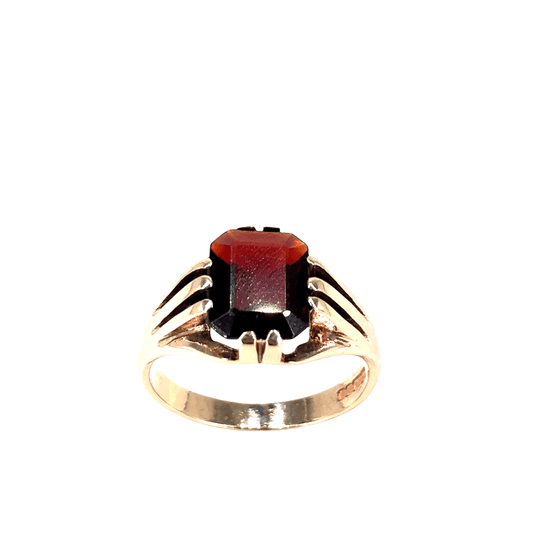 Men’s 9ct Yellow Gold Signet Ring with Emerald Cut Garnet - 4g Size P - Hyman’s Jewellers