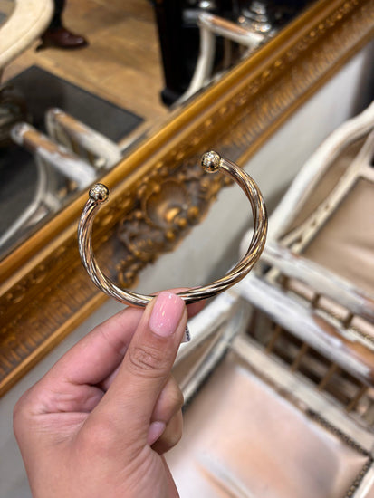 Men’s 9ct Yellow Gold XL Twist Torque Bangle - 46g - Hyman’s Jewellers