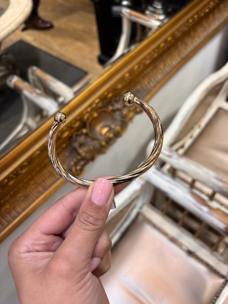 Men’s 9ct Yellow Gold XL Twist Torque Bangle - 46g - Hyman’s Jewellers