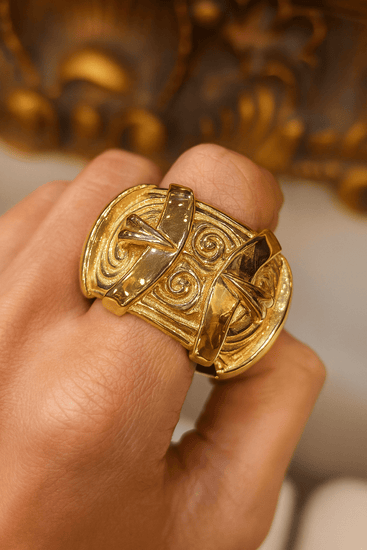 Men’s XL 9ct Yellow Gold Buckle Ring with Artistic Engraving - 61.3G - Hyman’s Jewellers