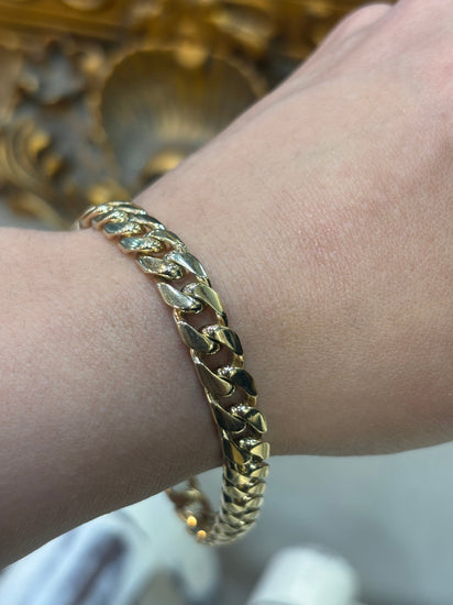 Unisex 9ct Classic Curb Yellow Gold Link Bracelet - 28.1g - Hyman’s Jewellers