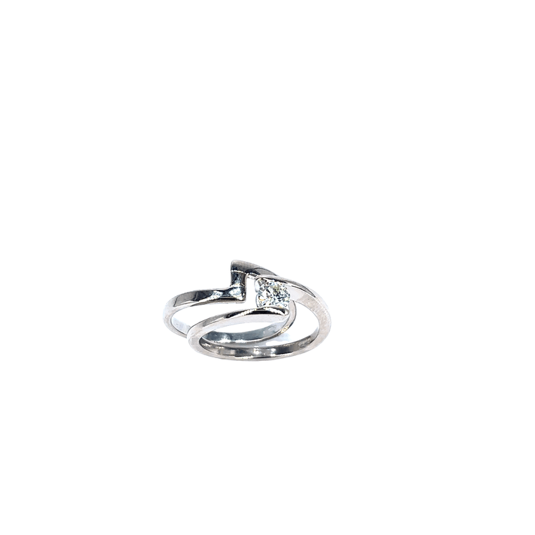 Women’s 18ct White Gold Diamond Ring with Brilliant Cut Diamond - 0.25ct 6.4g - Hyman’s Jewellers