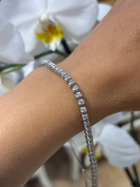 Women’s 18ct White Gold Diamond Tennis Bracelet - 14.8g 2.5ct - Hyman’s Jewellers