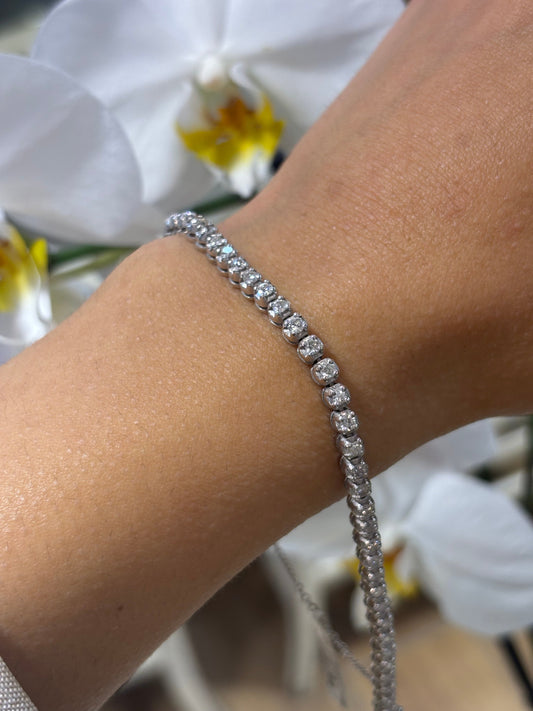 Women’s 18ct White Gold Diamond Tennis Bracelet - 14.8g 2.5ct - Hyman’s Jewellers